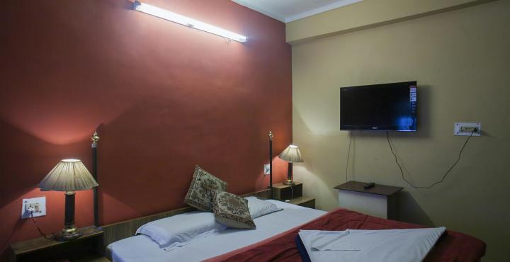 Hotel Ankur Plaza Nainital Kültér fotó