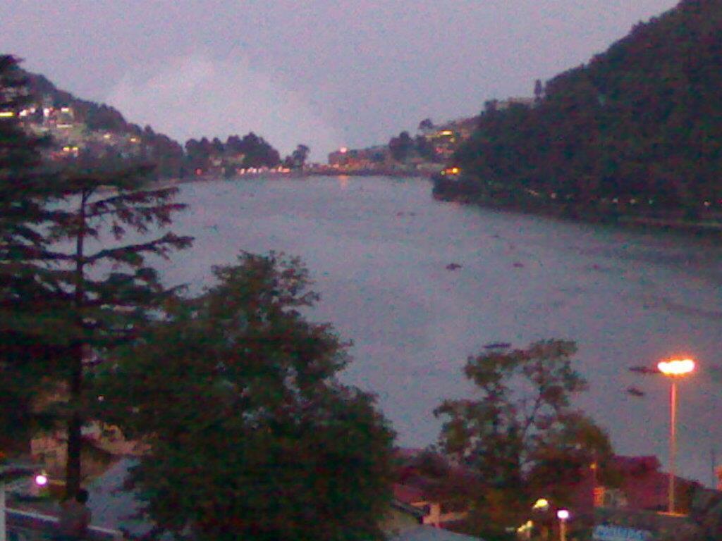 Hotel Ankur Plaza Nainital Kültér fotó